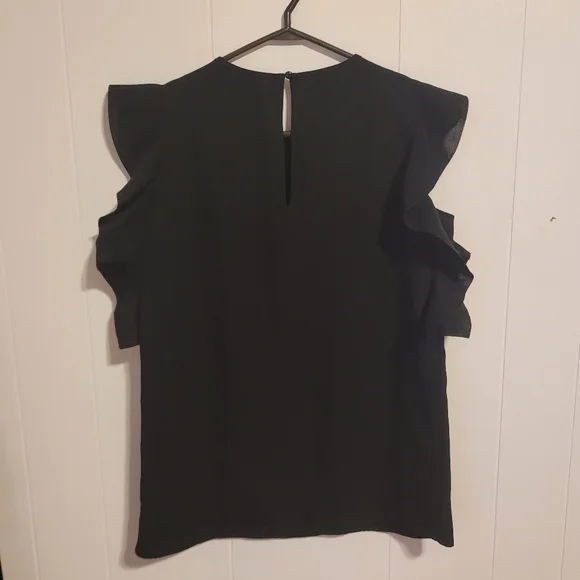 dstudio Women's Ruffle Sleeve Top - Picture 6 of 7